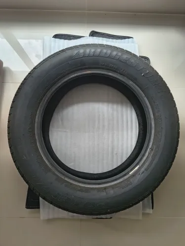 Pneu Bridgestone 195/60 R15