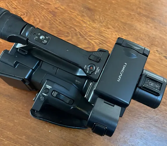 SUCATA de Filmadora Sony HXR-NX5N SEM QUALQUER TIPO DE GARANTIA.