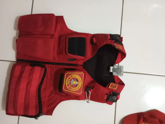 Colete de bombeiro civil