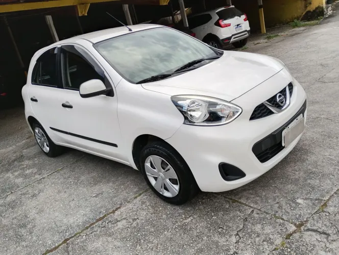 Nissan March S 1.0 12V Flex 5P 2015
