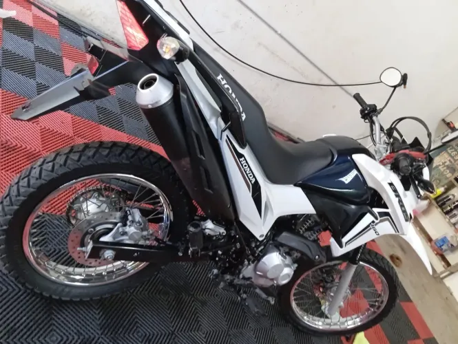 Honda Bros 2022 Branca NXR Flex