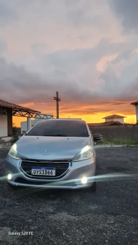 Peugeot 208 Allure 1.5 Flex 8V 5P 2014