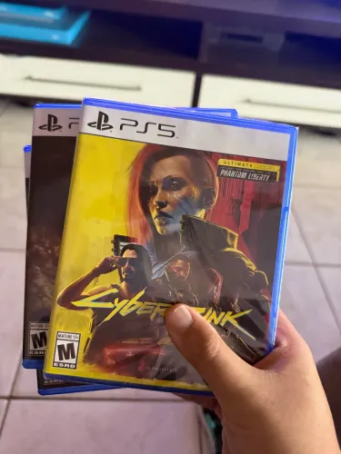 Cyberpunk 2077 lacrado
