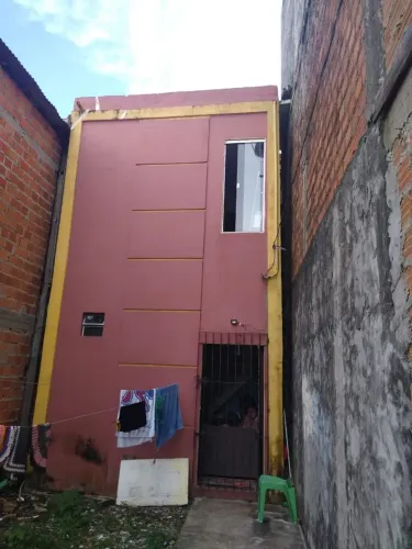 Vendo uma casa