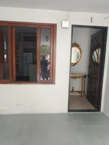 Aluga-se uma Casa Mobiliada, Estilo Kit, DIRETO COM O PROPRIETÁRIO