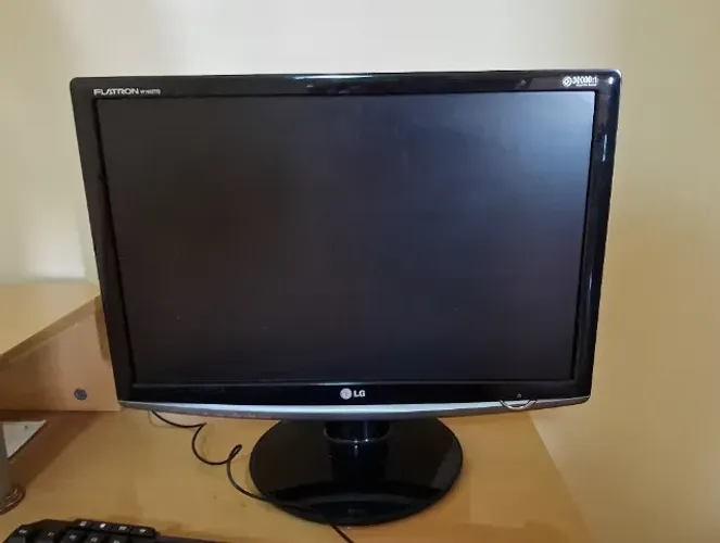 Monitor de Vídeo LG 19 FLATRON W1952TQ
