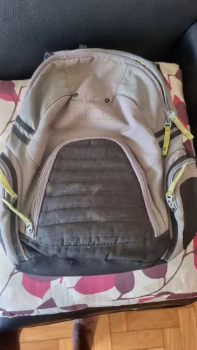 Mochila oakley em bom estado