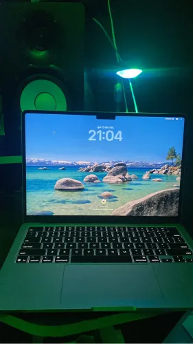 MacBook M4 Air 256 16g - POUCO USADO