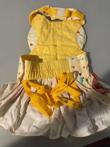 Roupas e Acessórios para Cadelas de Pequeno Porte