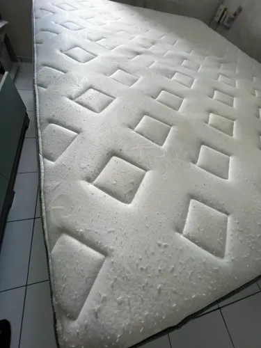 Cama queen size plumatex opus