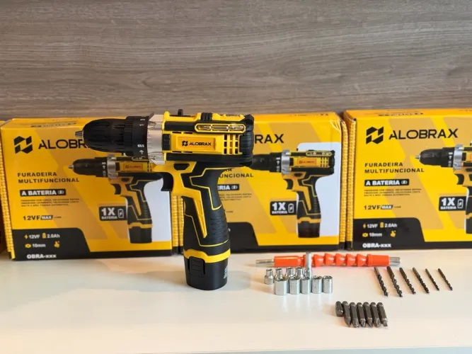 Furadeira/Parafusadeira Multifuncional 12V 10mm com acessórios