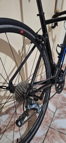 Bicicleta Specialized Allez tam 54 Tiagra 10v rodas Fulcrum