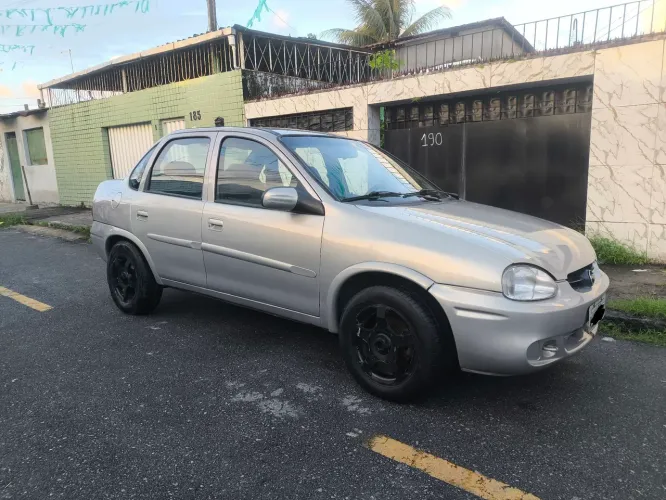 Chevrolet Corsa SED Class.spirit 1.0/1.0 Flexpower (álcool) 2005
