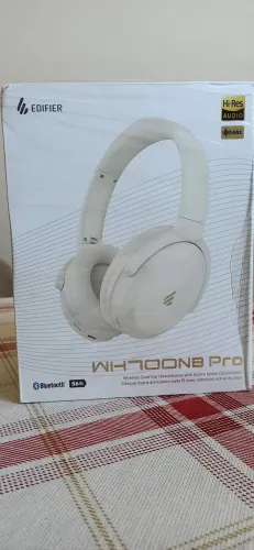 Headphone Edifier WH700NB PRO cancelamento do ruído som potente e bateria longa duração 