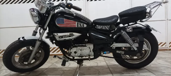 Moto Customizada 250 Cilindrada 