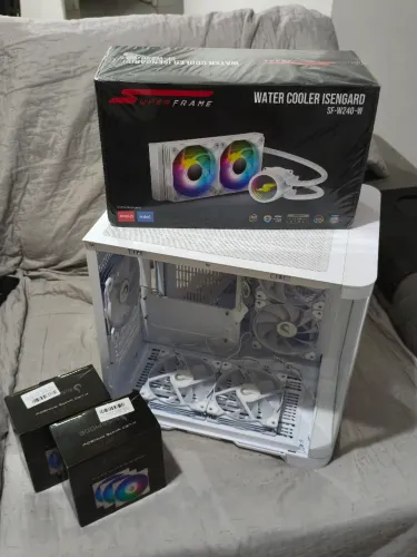 Gabinete risemode curve + 6 fans ZERO