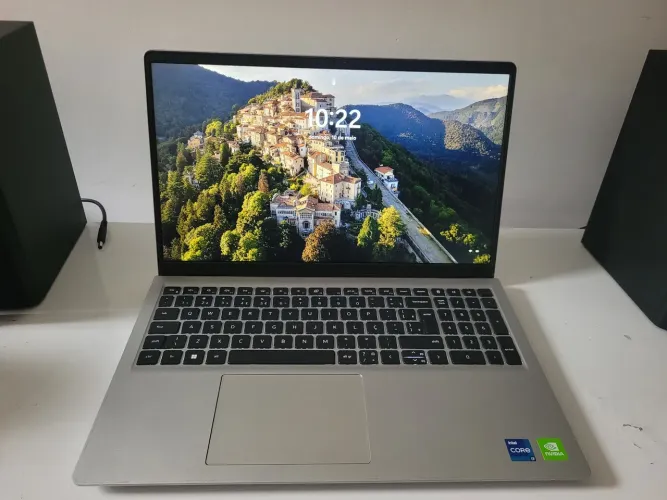 Dell inspiron 15 Intel I7 1Tb 16Gb