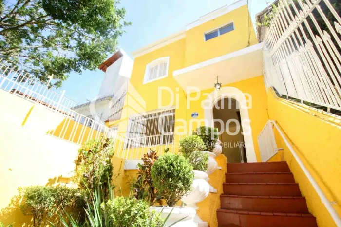 Casa residencial ou comercial de 160m² com 3 quartos, 1 vaga para alugar no bairro da Acli