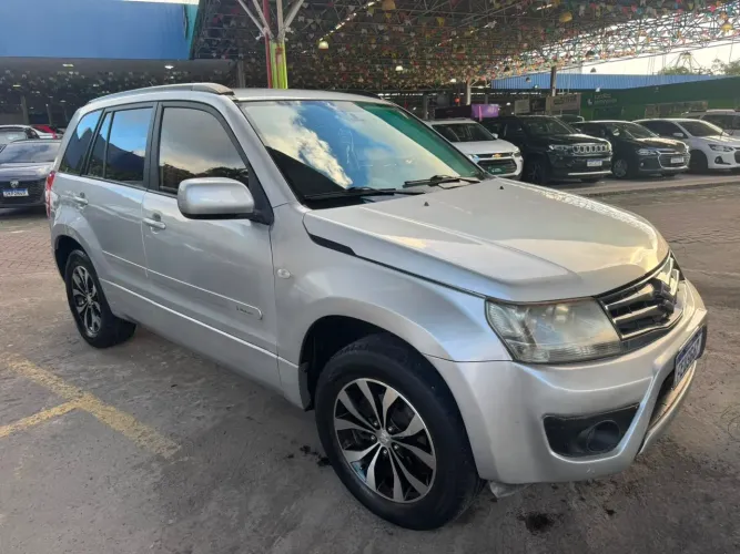 Suzuki Grand Vitara 2.0 16V 4x2/4x4 5P Aut. 2013