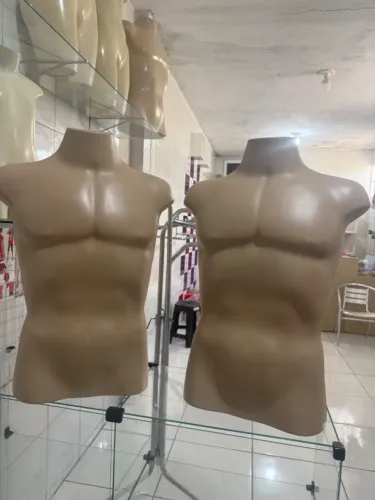 Manequins bustos masculinos - 40,00 a unidade