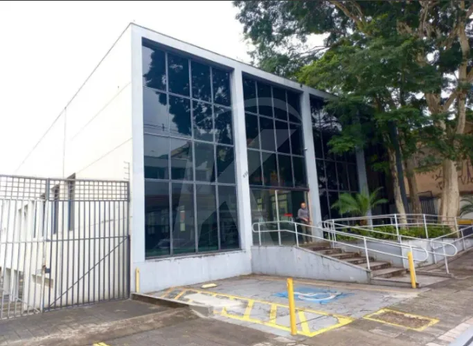 Prédio Comercial na Vila Guilherme