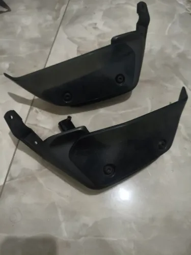 Protetor de mãos Bajaj Dominar 400 original D/E