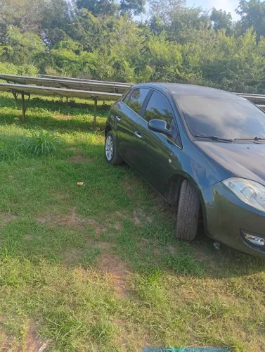 Fiat Bravo Essence 1.8 Flex 16V 5P 2013