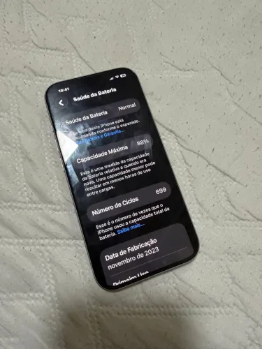 iPhone 15 128 GB