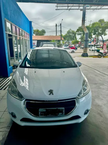 Peugeot 208 Allure 1.5 Flex 8V 5P 2014