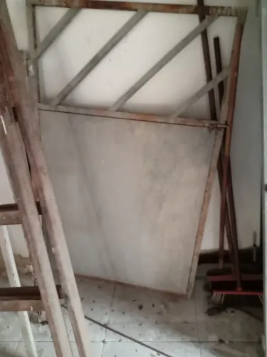 Portão de chapa usado 1,30×80