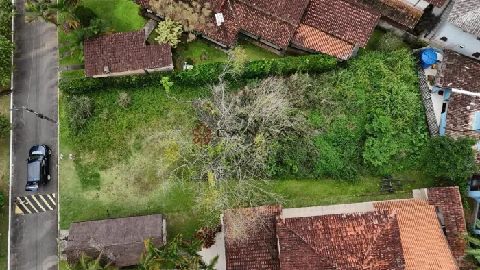 Terreno plano à venda no Condomínio Sítio Bom, em Mangaratiba