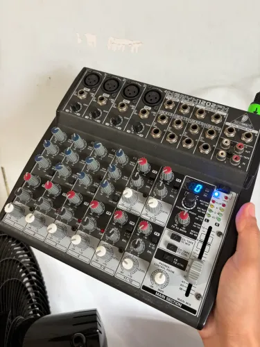 Mesa Behringer XENYX 1202FX IMPECÁVEL + 2 FONTES