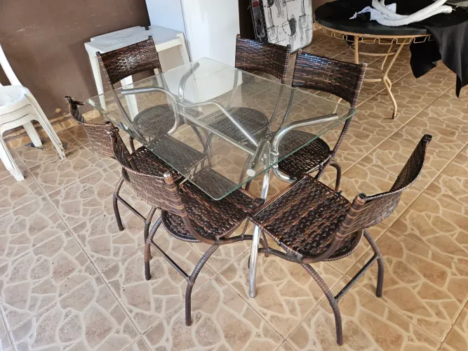 Mesa de vidro 6 lugares