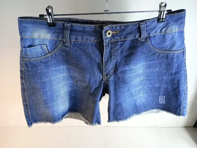 lote 5 peças jeans e bermudas tamanhos 44 e 50