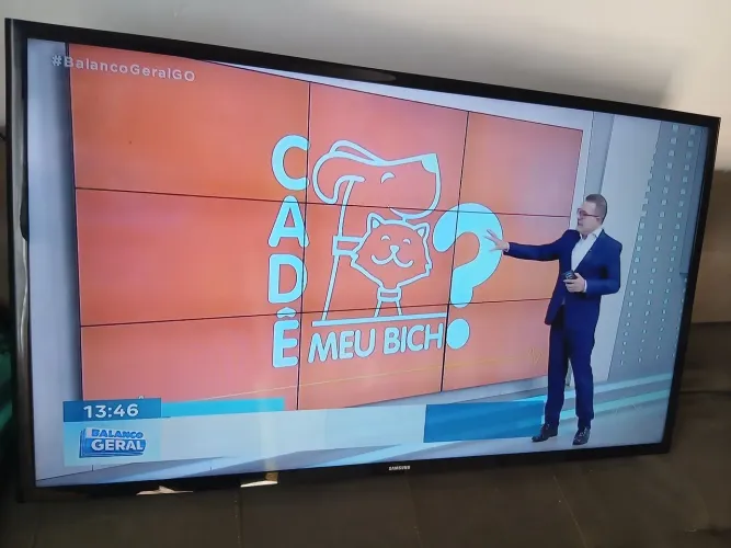 Vendo TV Samsung de 40 polegadas observação entrego o dependendo do seu setor