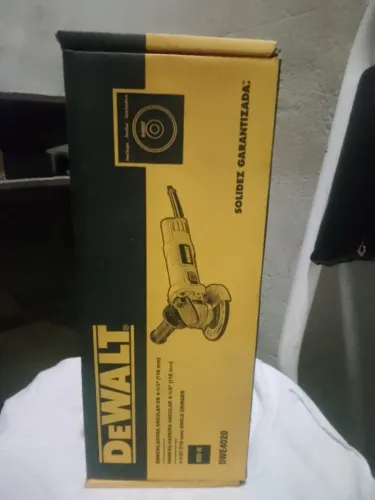 Lixadeira DeWALT nova, lacrada na caixa, + maleta