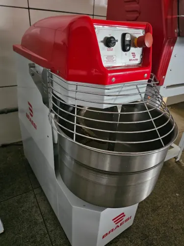 Equipamentos para cozinha, padaria, hamburgueria, fábrica de biscoitos, e outros 