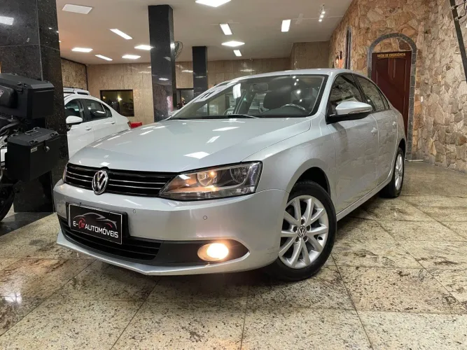 Volkswagen Jetta Comfortline 2.0 T.flex 8V 4P Mec. 2011