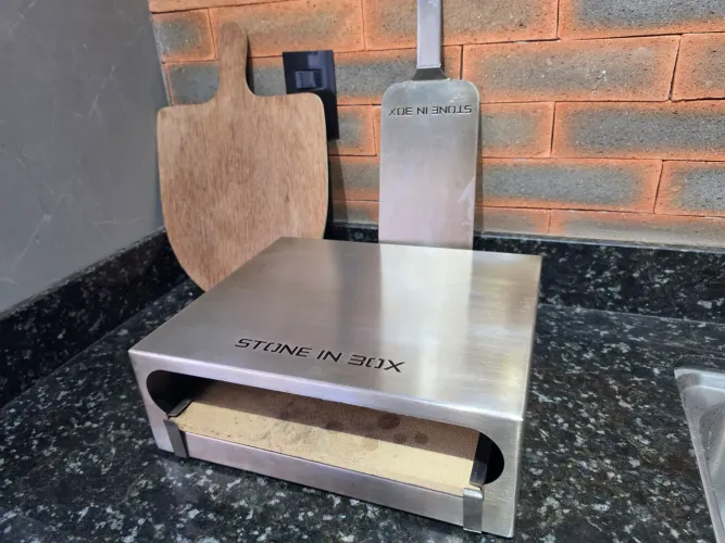 Forno de Pizza Stone in Box