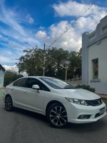 Honda Civic Sedan LXS 1.8/1.8 Flex 16V Mec. 4P 2014