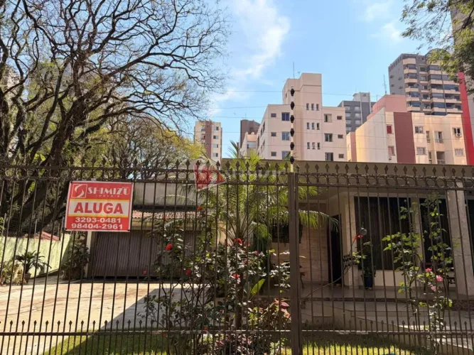Casa para alugar em Maringá, Zona 07, com 5 quartos, com 400 m²