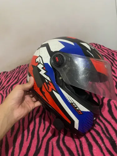 Vendo capacete fw3 ( PRA SAIR LOGO )