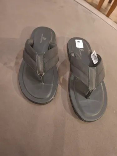 Chinelo de Couro (37, 39,39,41,42)