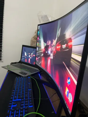 Monitor odyssey 27?