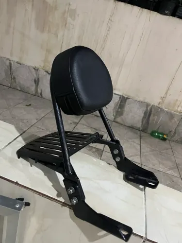 Sissy bar