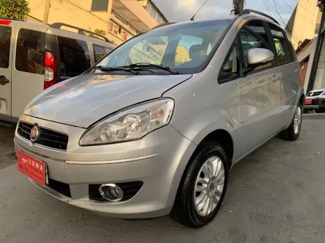 Fiat Idea Attractive 1.4 Fire Flex 8V 5P 2012