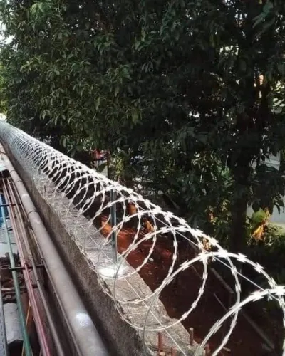 CONCETINA100 % aço galvanizado
