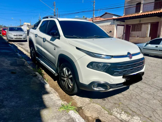 Fiat Toro Volcano 2.0 16V 4X4 TB Diesel Aut. 2017