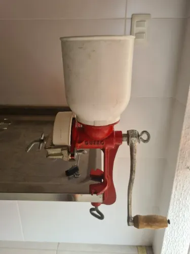 Moedor de grãos GUZZO