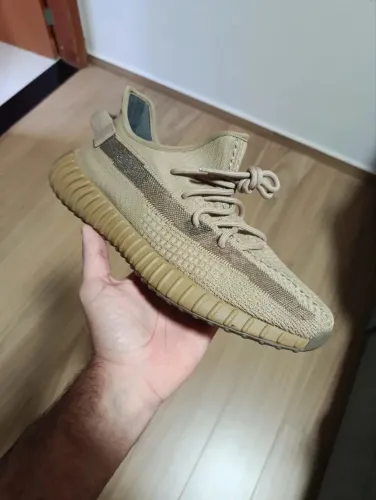 Yeezy 350 earth 42